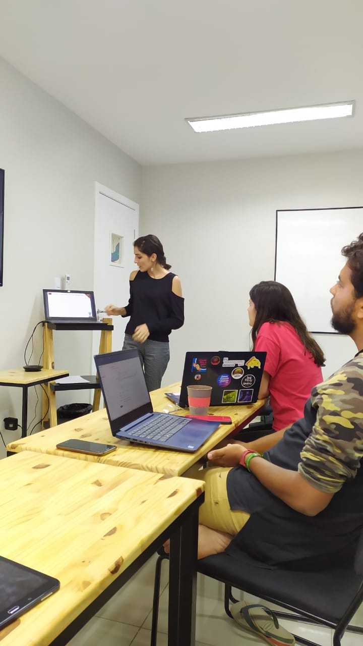 Pensando como um investidor para começar a economizar - Talk Ilda Neta